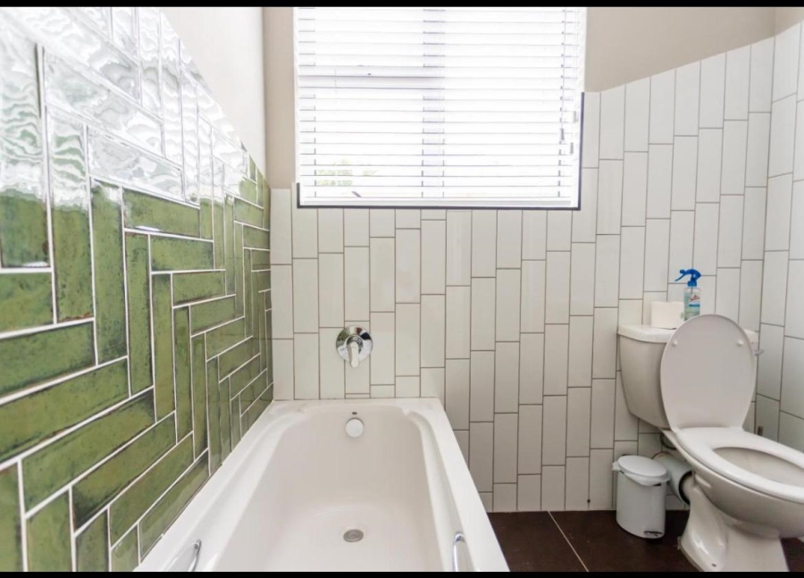 4 Bedroom Property for Sale in Richmond Hill Eastern Cape